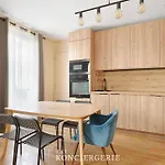 Ecrin Contemporain Au Coeur Du Paris Authentique