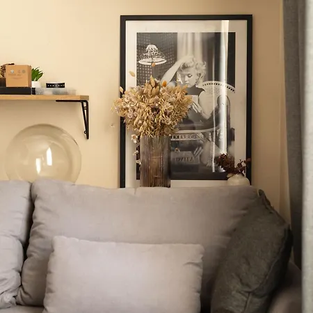 Ecrin Contemporain Au Coeur Du Authentique Appartamento